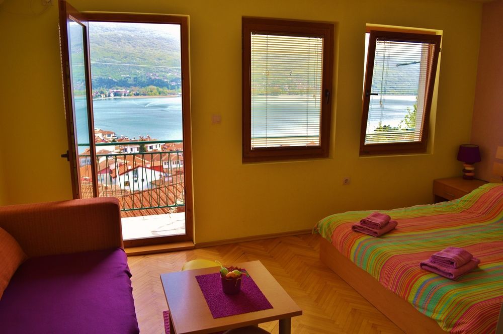 Villa Ohrid אוהריד