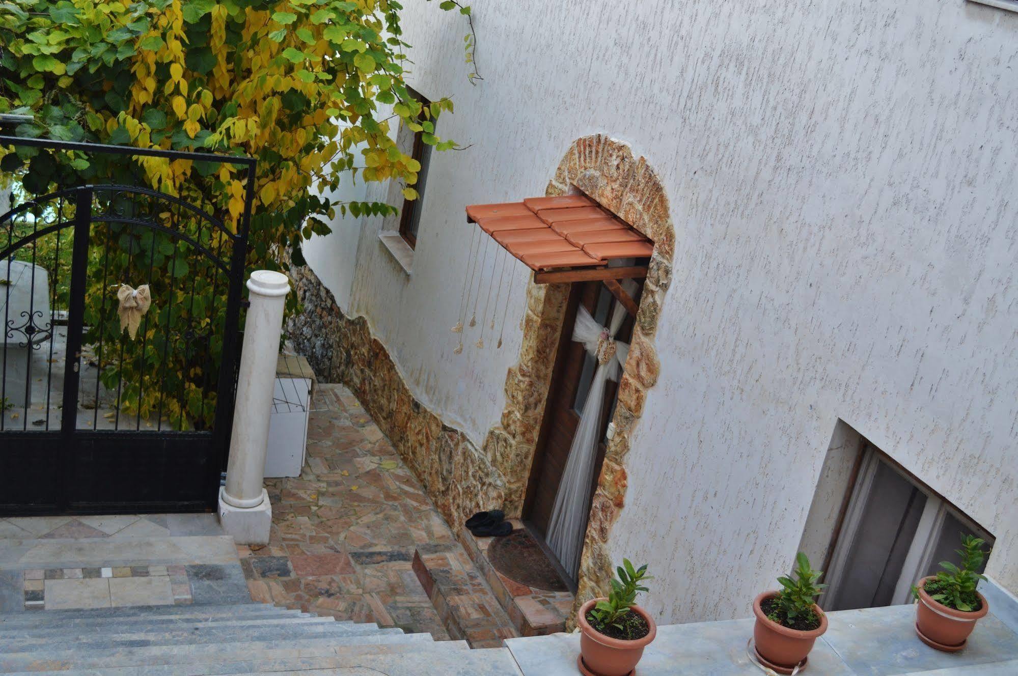 Villa Ohrid אוהריד