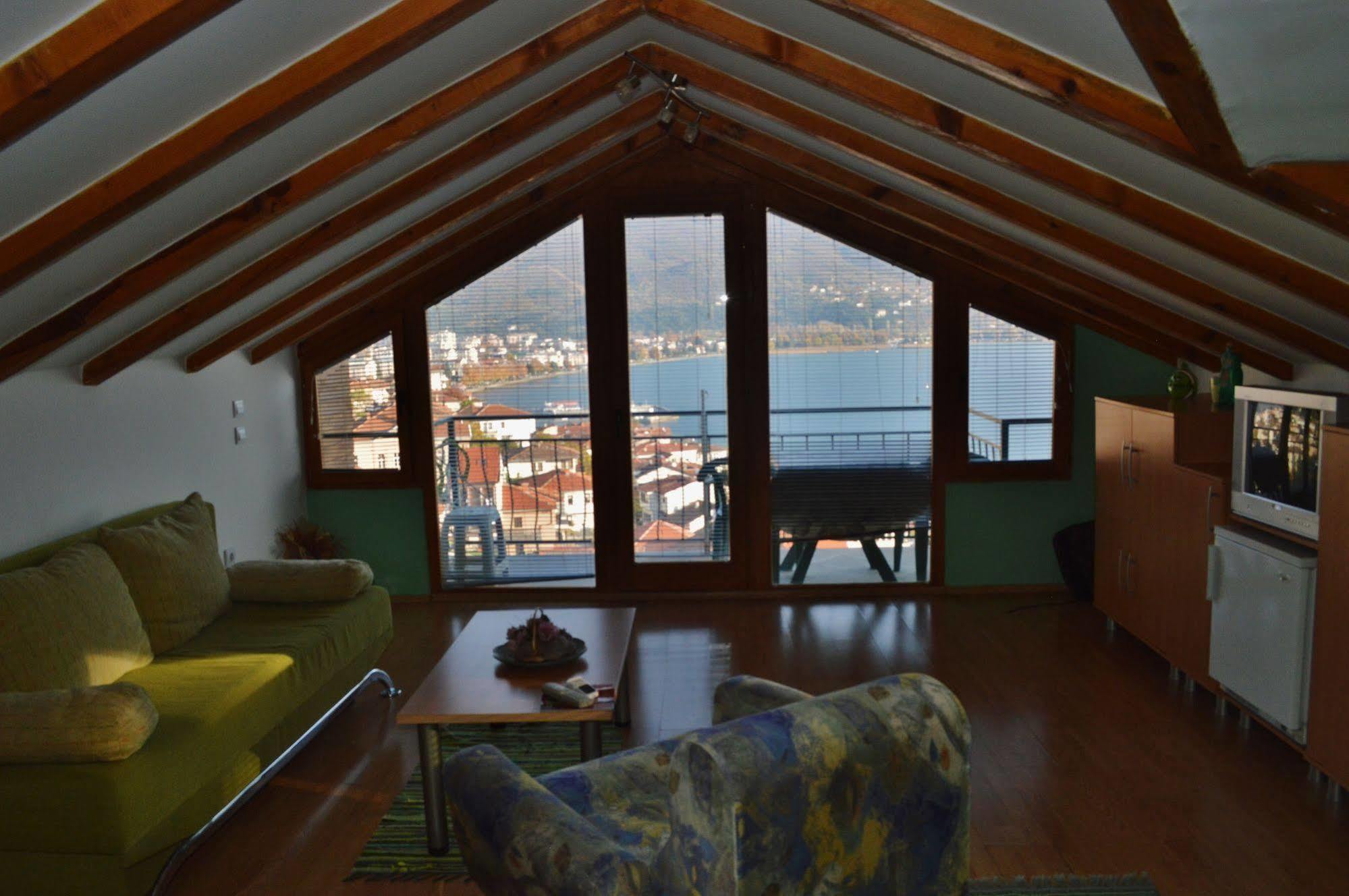 דירה Villa Ohrid *